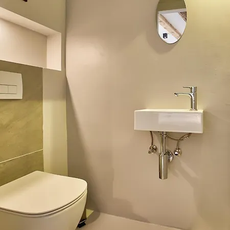 krevet i doručak Nars 3*