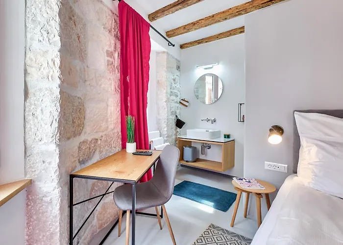 Bed and Breakfast Nars 3*